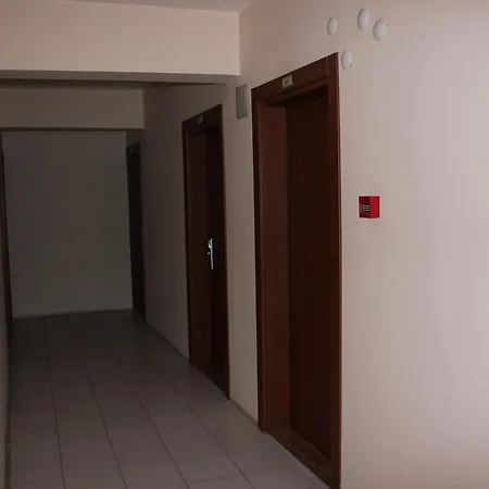 Hotel Sezen *